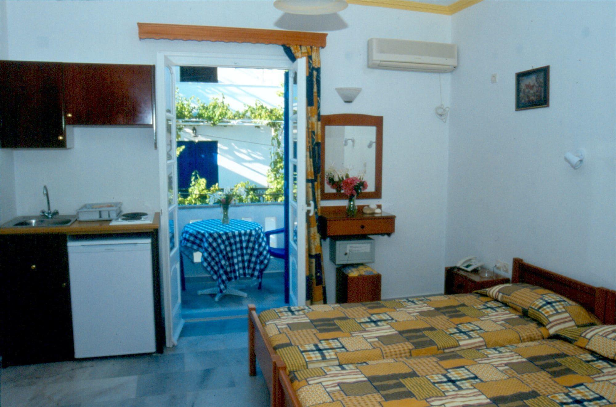 Studios Rea Sun Naxos City Ngoại thất bức ảnh